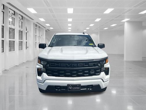Summit White 2026 Chevrolet Silverado 1500 Custom