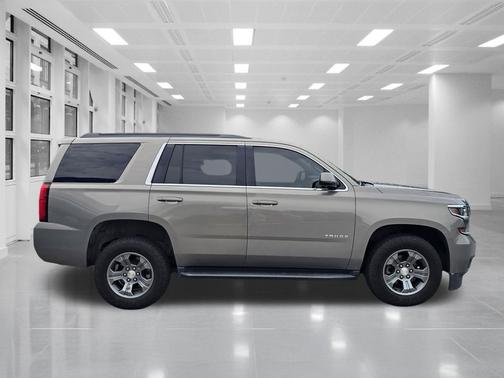 Pepperdust Metallic 2018 Chevrolet Tahoe LS