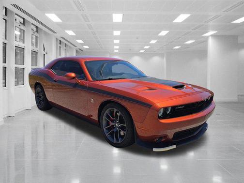 Sinamon Stick 2022 Dodge Challenger R/T Scat Pack
