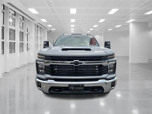 Sterling Gray Metallic 2026 Chevrolet Silverado 3500 LT