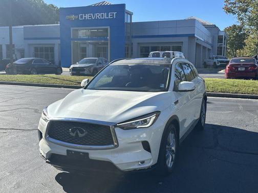 2022 INFINITI QX50 LUXE AWD