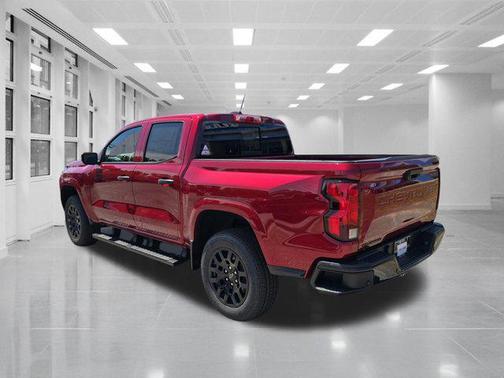 Radiant Red Tintcoat 2026 Chevrolet Colorado WT