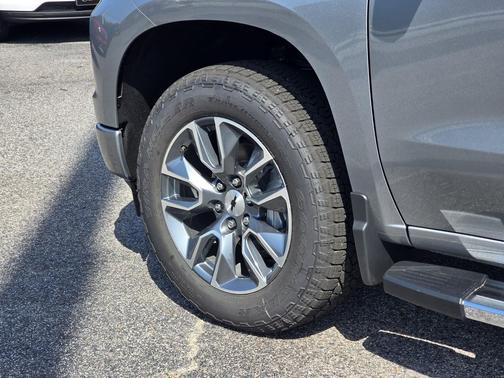 Sterling Gray Metallic 2026 Chevrolet Silverado 1500 RST