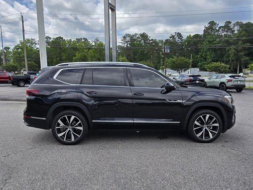 2024 Volkswagen Atlas 2.0T SEL Premium R-Line 4MOTION
