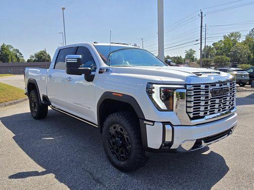 2024 GMC Sierra 2500 Denali