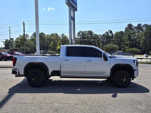 2024 GMC Sierra 2500 Denali