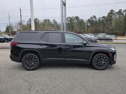 2022 Chevrolet Traverse RS