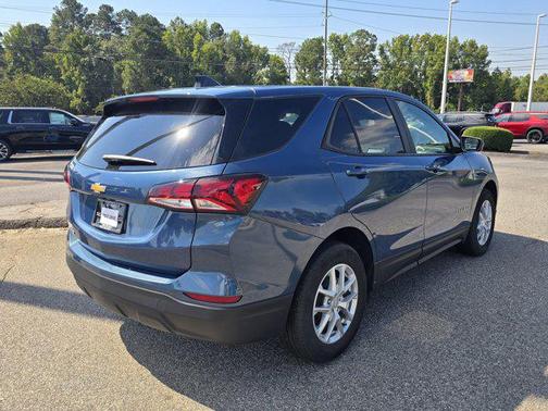 2024 Chevrolet Equinox LS