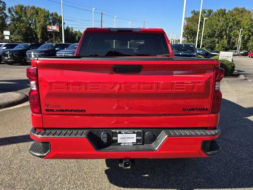 2024 Chevrolet Silverado 1500 Custom