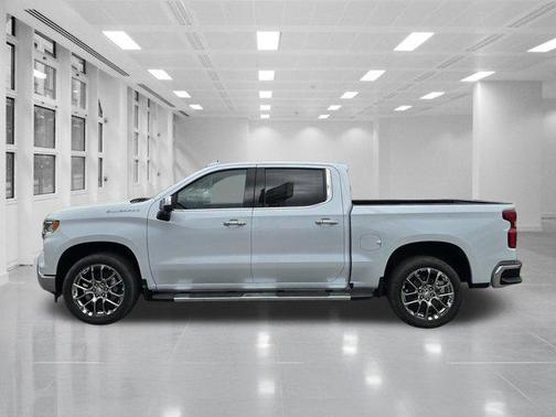 Polar White Tricoat 2026 Chevrolet Silverado 1500 LTZ