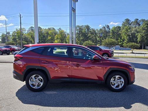 2024 Hyundai TUCSON SE