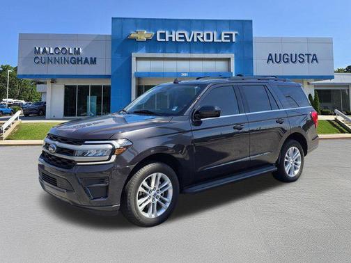 Dark Matter Gray Metallic 2024 Ford Expedition XLT