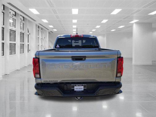 Sterling Gray Metallic 2026 Chevrolet Colorado WT