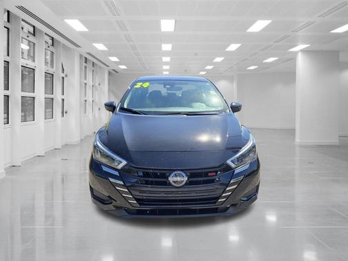 Super Black 2024 Nissan Versa 1.6 S