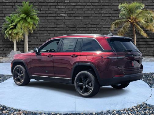 Velvet Red Pearlcoat 2026 Jeep Grand Cherokee Limited