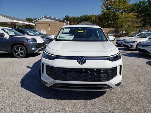 2025 Volkswagen Tiguan 2.0T SE 4MOTION