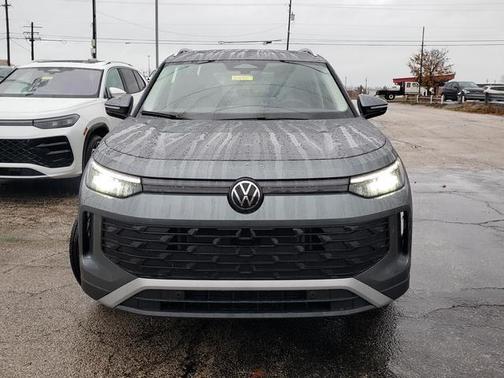 2025 Volkswagen Tiguan 2.0T SE 4MOTION