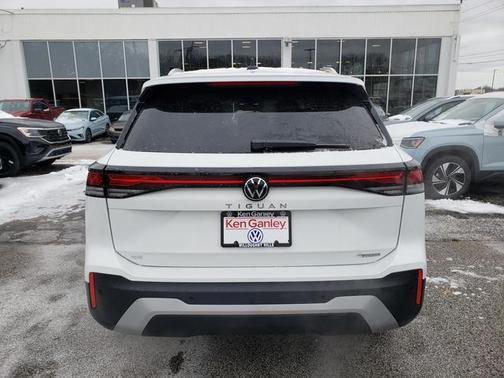 2026 Volkswagen Tiguan 2.0T SE 4MOTION