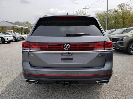 2025 Volkswagen Atlas 2.0T SE w/Technology 4MOTION
