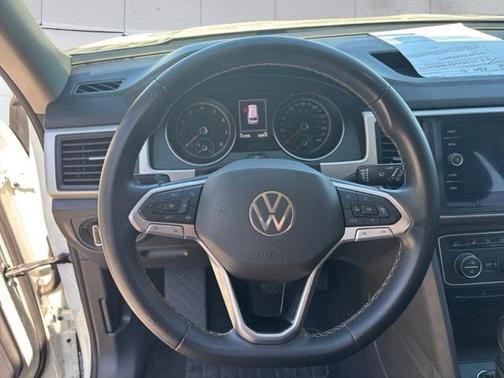 2021 Volkswagen Atlas 3.6L SE w/Technology