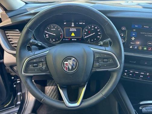 2022 Buick Envision FWD Essence