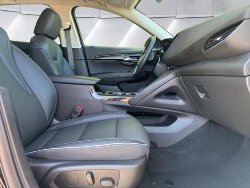 2022 Buick Envision FWD Essence