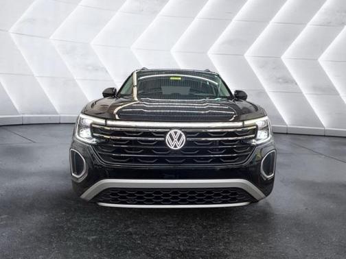 2024 Volkswagen Atlas 2.0T SE w/Technology 4MOTION