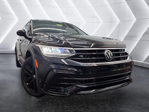 2022 Volkswagen Tiguan 2.0T SE R-Line Black 4MOTION