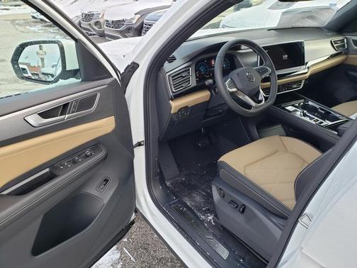 2026 Volkswagen Atlas Cross Sport 2.0T SE w/Technology 4MOTION