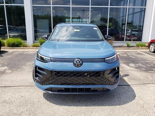 2025 Volkswagen Tiguan 2.0T SE R-Line Black 4MOTION