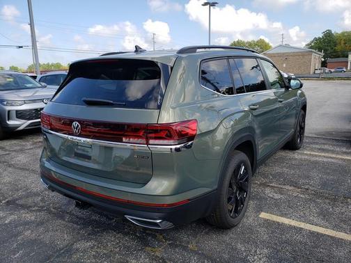 2026 Volkswagen Atlas 2.0T SE w/Technology 4MOTION