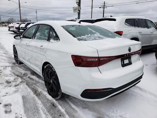 2025 Volkswagen Jetta 1.5T SE