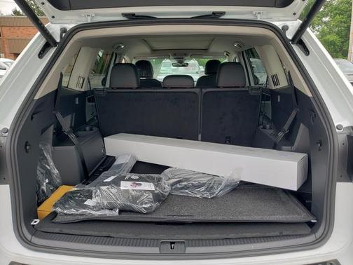 2025 Volkswagen Atlas 2.0T Peak Edition