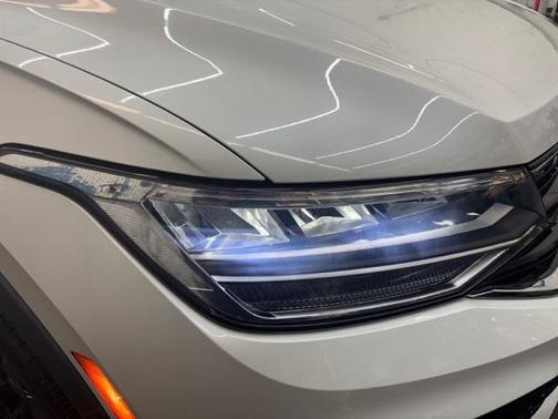 2023 Volkswagen Tiguan 2.0T SE R-Line Black 4MOTION