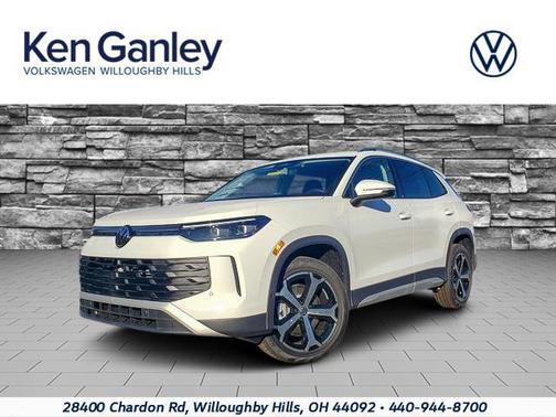 2025 Volkswagen Tiguan 2.0T SE 4MOTION