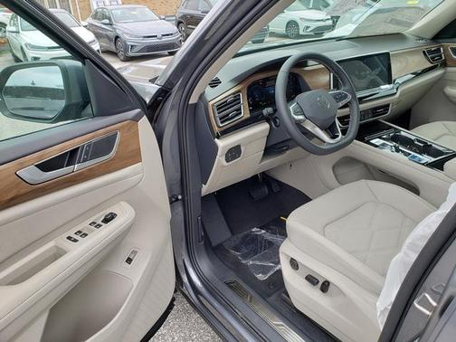 2025 Volkswagen ID.4 Pro S Plus