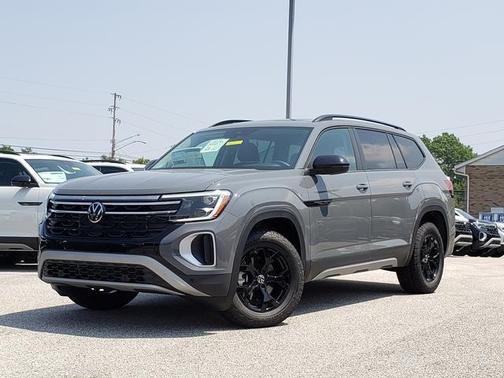 2025 Volkswagen Atlas 2.0T Peak Edition