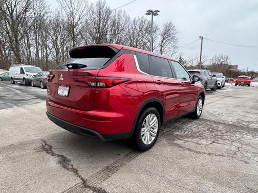 2022 Mitsubishi Outlander ES 2.5 S-AWC