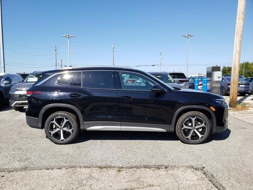 2025 Volkswagen Tiguan 2.0T SE 4MOTION