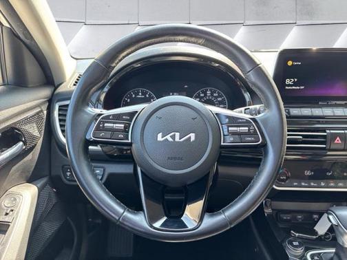 2022 Kia Seltos EX