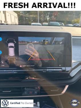 2024 Volkswagen Atlas Cross Sport 2.0T SE w/Technology 4MOTION