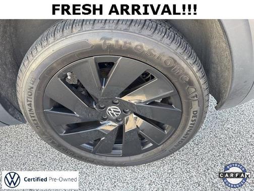 2024 Volkswagen Atlas Cross Sport 2.0T SE w/Technology 4MOTION