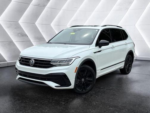 2022 Volkswagen Tiguan 2.0T SE R-Line Black 4MOTION