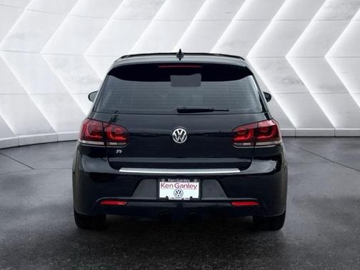 2012 Volkswagen Golf R 4-Door w/DCC & Navigation