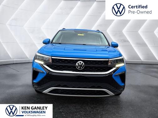 Cornflower Blue 2022 Volkswagen Taos 1.5T SE