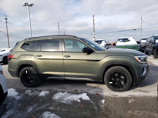 2026 Volkswagen Atlas 2.0T Peak Edition