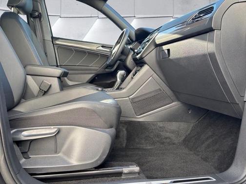 2023 Volkswagen Tiguan 2.0T SE R-Line Black 4MOTION