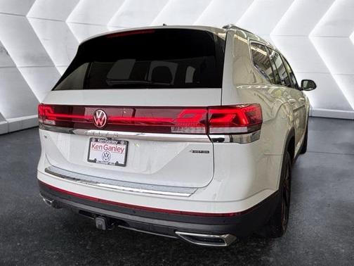2024 Volkswagen Atlas 2.0T SE w/Technology 4MOTION