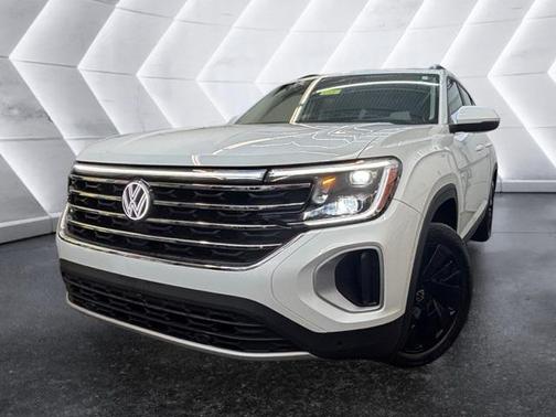 2024 Volkswagen Atlas 2.0T SE w/Technology 4MOTION