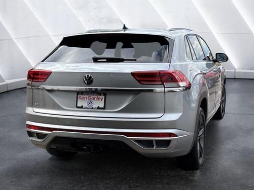 2021 Volkswagen Atlas Cross Sport 3.6L V6 SE w/Technology R-Line